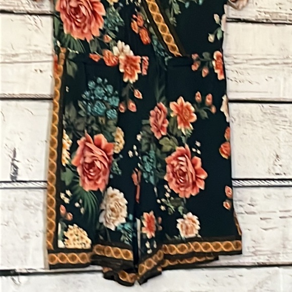 Farm teal floral romper - Picture 4 of 11